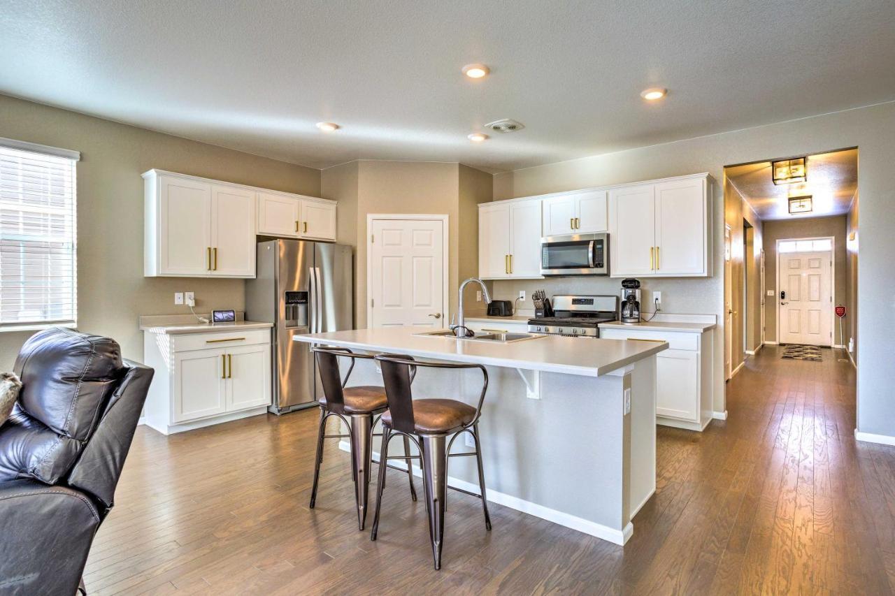 Spacious Aurora House With Yard About 10 Mi To Dia! Exterior foto