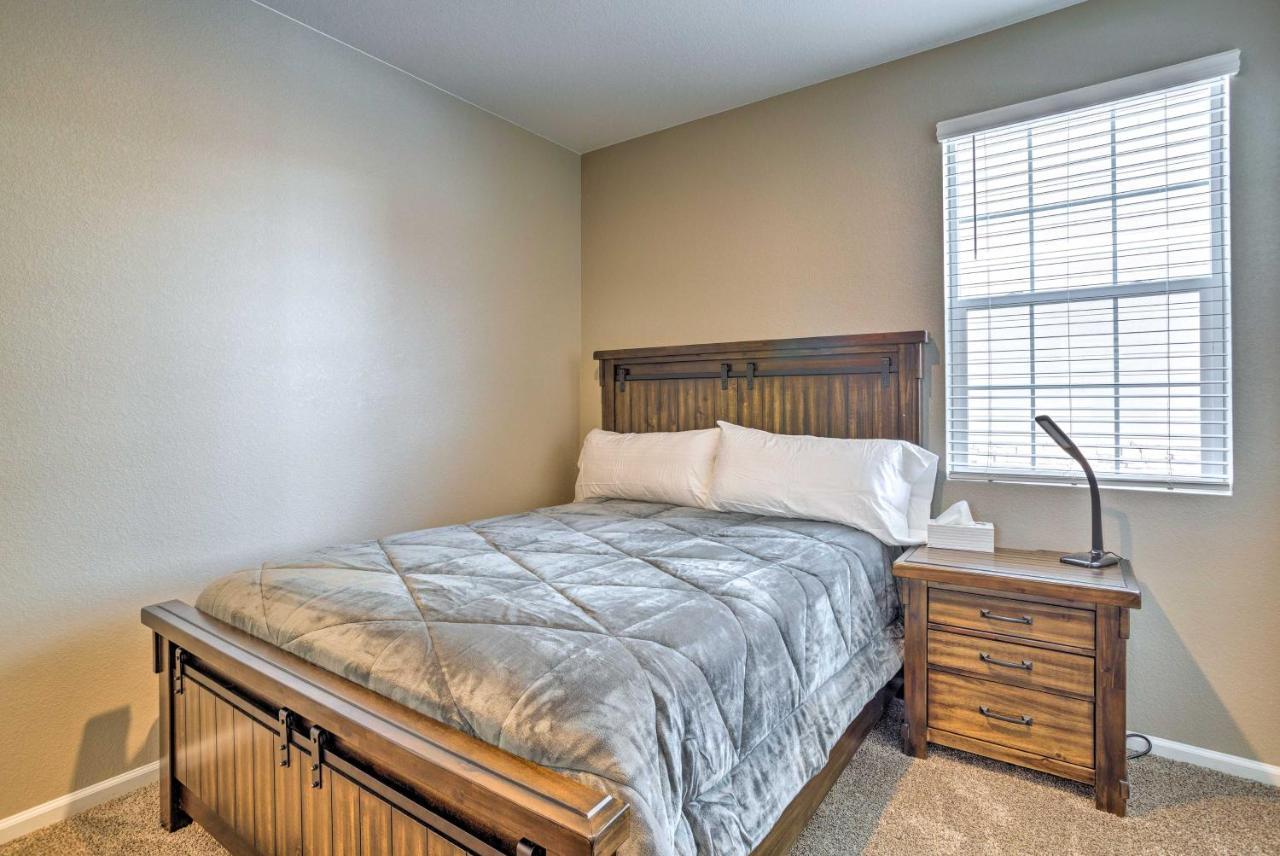 Spacious Aurora House With Yard About 10 Mi To Dia! Exterior foto